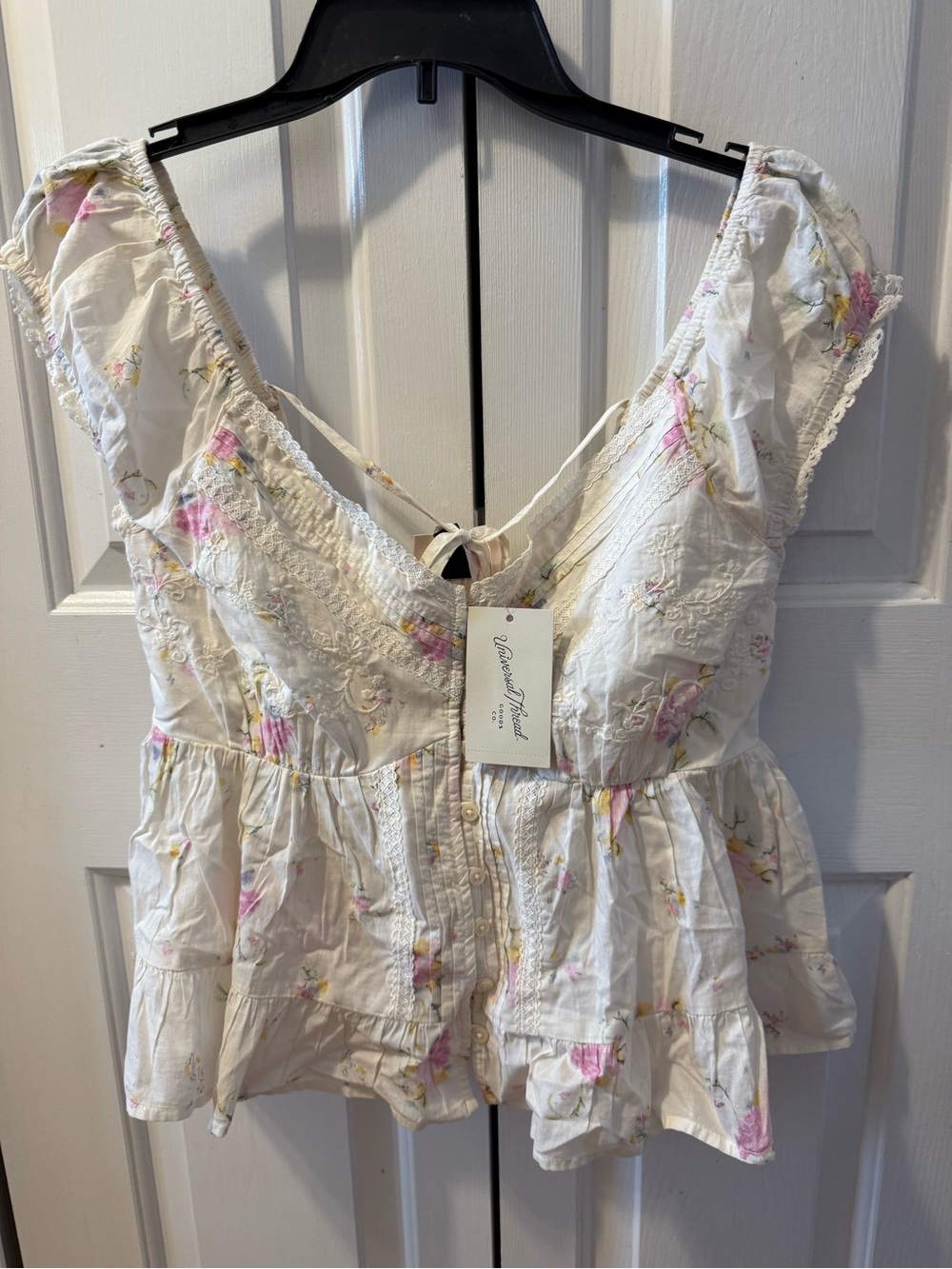 Universal Thread Tank Top NWT Size Small
